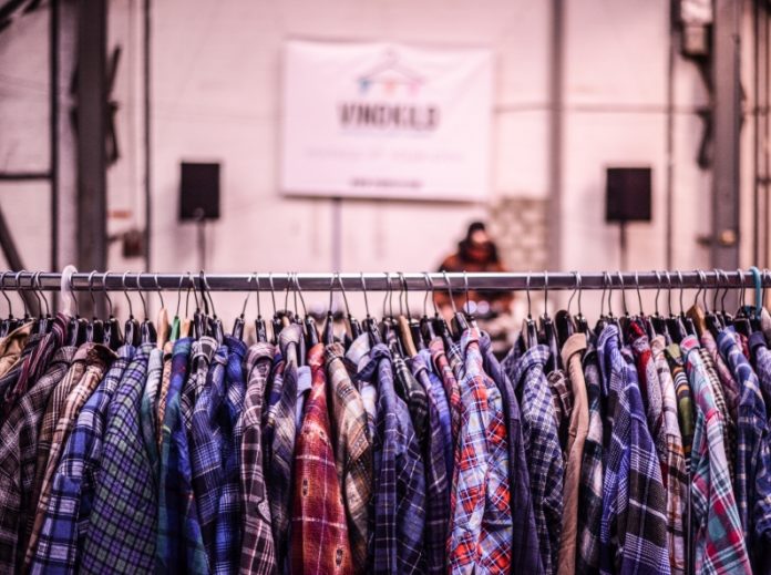 VinoKilo: Klamotten im Kilo und cooles Stöbern auf der Planke Nord