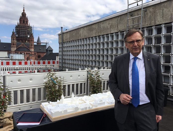 Shoppen, Genuss, Kultur – Boulevard LU GmbH präsentiert komplett neues Konzept für Ludwigsstraße – Dachterrasse und Innenhof