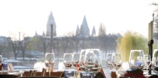 Weinstand am Fischtorplatz nicht zum Sommer fertig – Übergangslösung wird geprüft