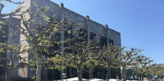 Weinstand der Mainzer Winzer: Neuer Ort vor dem Rathaus – Platz wird als weniger schön empfunden – Neue Toiletten sollen kommen