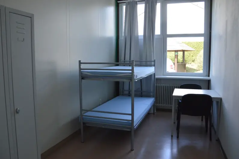 Zimmer Flüchtlingsunterkunft klein - Foto: gik