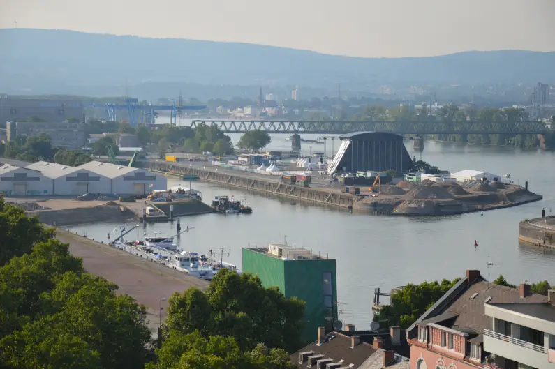 Der Zollhafen in Mainz, das nächste zu bauende Wohnquartier - Foto: gik