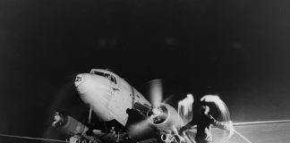 40 Rosinenbomber lassen Berliner Luftbrücke wieder auferstehen – 70. Jahrestag wird an Pfingstmontag auf Airbase Wiesbaden-Erbenheim gefeiert