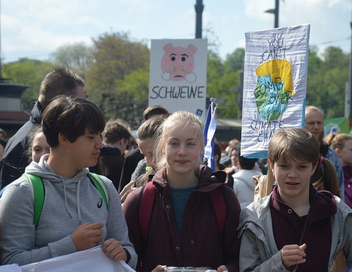 Impfgipfel: Corona-Impfungen für Kinder und Jugendliche ab 12 Jahren ab 7. Juni – RLP: Kein Coronatest in Außengastronomie