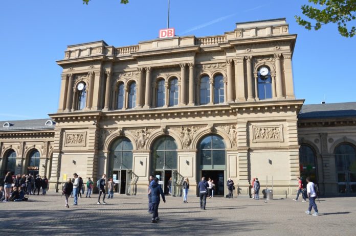 Mainzer Sicherheitsumfrage: Mainzer fühlen sich generell sicher – Angst vor Einbrüchen, Gewalt und Terror