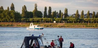 Gefahrstoff bei LKA ausgetreten, herrenloses Boot auf dem Rhein und ICE bei Mainz liegen geblieben – Feuerwehr im Dauereinsatz