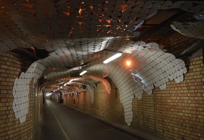 Feuer auf dem Gelände der Uniklinik Mainz: Starke Rauchentwicklung in unterirdischem Tunnelsystem, vierstündiger Einsatz