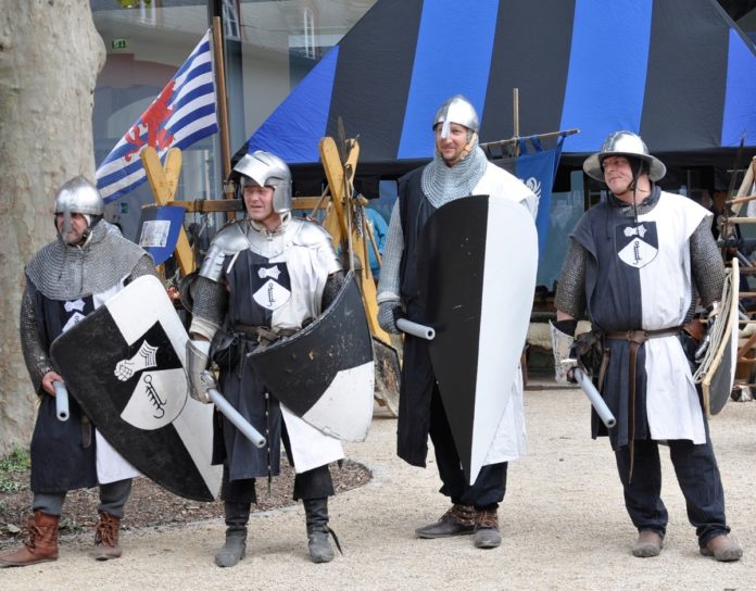 Schwertkämpfe und Armbrustschießen – Ritterfest im Landesmuseum am 13. und 14. Juli 2019