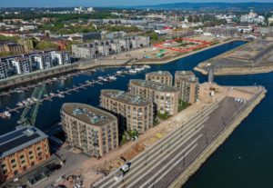 Der neue Mainzer Zollhafen mit den Hafeninseln von oben - rot eingezeichnet das Baufeld Hafeninseln II und III. - Foto: Zollhafen GmbH
