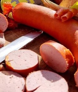 Wurst und Fleischwaren sollten von den Verbrauchern sorgfältig kontrolliert werden - der Skandal um Wilke Wurst ist noch nicht vorbei... - Foto: privat