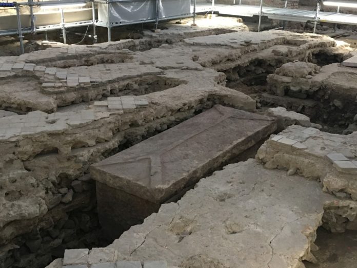 Es ist Erkanbald – Abschlussbericht zum Sarkophag in der Johanniskirche bestätigt Identität als Erzbischof