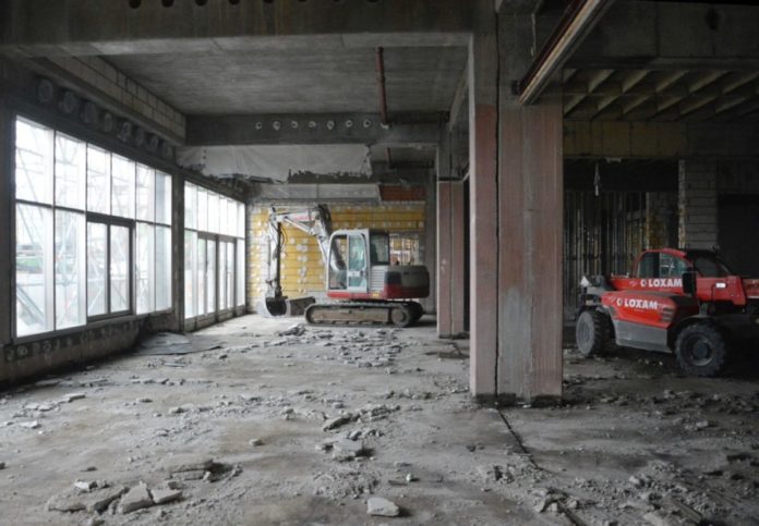 Megabaustelle Rheingoldhalle – Einstige „Gut Stubb“ wird völlig entkernt – Kein Datum für Fertigstellung
