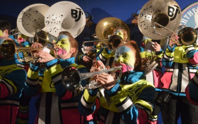 Europäisches Guggemusikfestival mit 900 Musikern am 14. und 15. Februar in Mainz – Platzkonzerte und Kneipenhopping