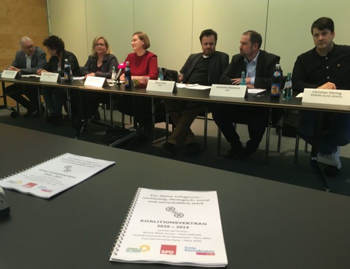 Ampel 3.0 stellt Koalitionsvertrag vor – Schwerpunkt auf Mobilitätswende und Ökologie, Straßenbahnen und Landesgartenschau