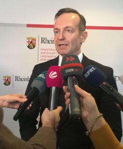 Unter Druck Dank Doppelbelastung: Wirtschaftsminister Volker Wissing (FDP). - Foto: gik