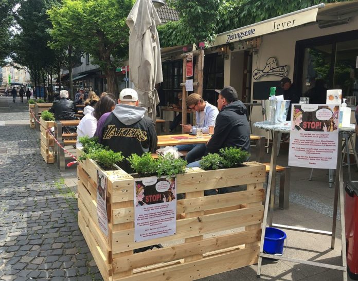 Stadt Mainz erlaubt Zelte und Pavillons für Gastronomie im Winter – und Heizpilze
