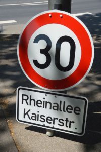 Tempo 30 an Rheinallee und Kaiserstraße kommt - ab dem 1. Juli 2020. - Foto: gik