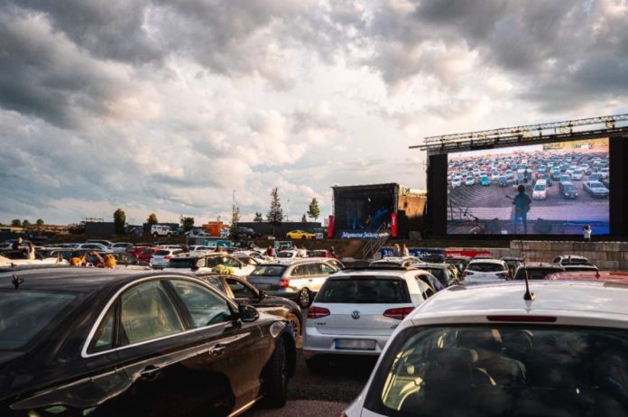 Mainzer Autokino baut Kulturprogramm aus: Orsons, Mundstuhl, Magie und Tribute Bands
