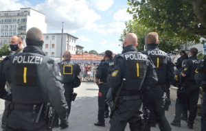 Polizei gegen Bürger? Viele Betroffene des Polizeinsatzes in Ingelheim am 15. August berichten heute von Angst vor den Polizisten. - Foto: gik 