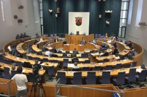 Sitzung des Innenausschusses des Mainzer Landtags in der Steinhalle - der Ausschuss tagt inzwischen wieder digital. - Foto: gik