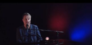 Amerika wählt, Mainz fiebert mit: Trump oder Biden? – Reichow mit furioser Hymne „Amerika“ liefert den Soundtrack