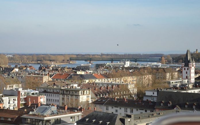 Corona-Hotspot: Nächtliche Ausgangssperre ab Freitag im Landkreis Groß-Gerau – Alkoholverbot im öffentlichen Raum