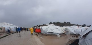 Kein Weihnachten für Moria: Weihnachtsappell erinnert an Grauen auf Lesbos – Malteser spenden Shuttlebus