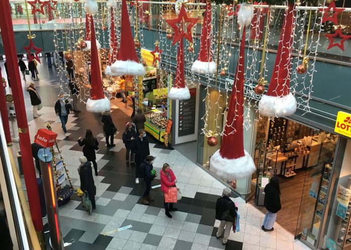 2G-plus für Innenräume kommt – Rheinland-Pfalz verschärft Corona-Regeln – Hessen: 2G im Einzelhandel