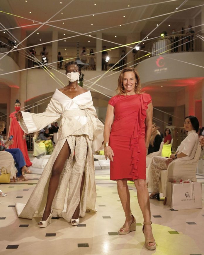 Embraceland: Mainzer Modeschöpferin Anja Gockel zeigt trotz Corona Modenschau in Berlin – und setzt Zeichen für Kultur