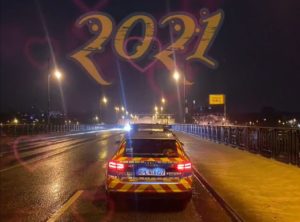 Neujahrsgruß der Mainzer Polizei fürs Jahr 2021 via Twitter. - Foto: Polizei Mainz 