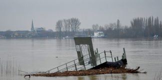 Regenfluten sorgen für Sommerhochwasser – Lebensgefahr bei Bootsfahren oder Stand-Up-Paddeln bei Hochwasser