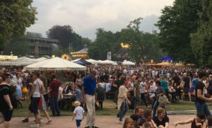 Wilhelmstraßenfest in Wiesbaden 2018: Blick Richtung Warmer Damm. - Foto: gik
