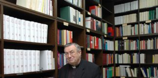Mainzer Bischof zieht ins Bischofshaus – 12.000 Bücher aus der Bibliothek von Kardinal Lehmann gehen nach Berlin