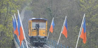 ESWE Wiesbaden hebt Maskenpflicht an Bushaltestellen auf – Nerobergbahn startet wieder, mit scharfen Coronaregeln