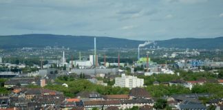 Mainz hebt Gewerbesteuer in 2025 wieder deutlich an – IHK kritisiert zusätzliche Belastung für Unternehmen