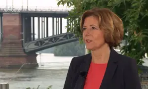 Ministerpräsidentin Malu Dreyer (SPD) im Sommerinterview des SWR in Mainz. - Screenshot: gik