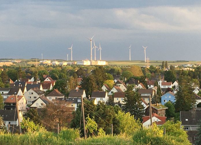 Streit um Infraschall: Wie schädlich ist das „tiefe Brummen“ von Windrädern? – Mainzer Mediziner Vahl verteidigt Ergebnisse seiner Forschung