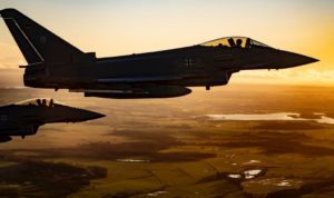 Zwei Eurofighter auf Abfangkurs haben am Freitag zwei Überschall-Knalls ausgelöst. - Symbolfoto: Luftwaffe Bundeswehr via Twitter