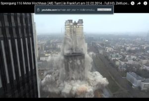 Sprengung des AfE-Turms in Frankfurt im Februar 2014. - Screenshot: Brandner
