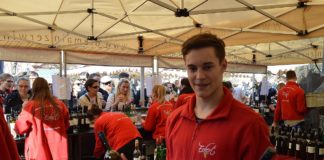 Marktfrühstück in Mainz startet am 9. April an drei Standorten – Weinstand der Winzer am Kurfürstenbrunnen