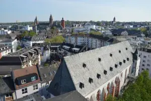 Weißt Du, wie viele Gebäude in Mainz stehen? Der Zensus 2022 will es wissen. - Foto: gik
