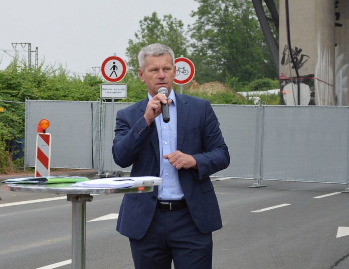 Scharfe Reaktionen auf Mainz&-Artikel zum Ausbau A643 und zu “Treppenwitz”-Ausspruch – SPD: “unverantwortlich”