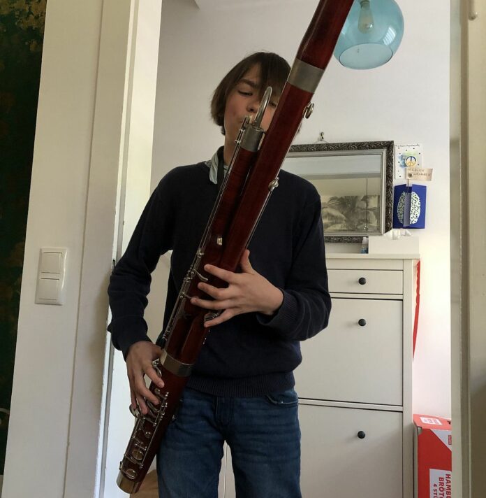 Drama um verlorenes Fagott: 13-jähriger Marko aus der Ukraine verliert in Mainz sein Instrument – Spenden gesucht