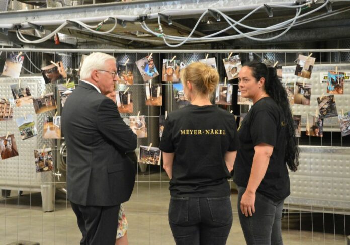 „Am Ende der Worte bleibt noch so viel Trauer“ – Ein Jahr nach der Flutkatastrophe steht das Ahrtal noch in Ruinen