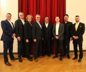 Der komplette neue MCV-Vorstand. - Foto: MCV/Thomas Gottfried