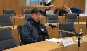 Campingplatzbetreiber Christoph Zerwas am 18.11.2022 vor dem U-Ausschuss. - Foto: gik