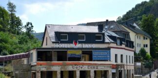 Bilanz der Spenden nach der Flutkatastrophe im Ahrtal: Millionen weiter nicht ausgezahlt – „Absurditäten“ im Spendenrecht