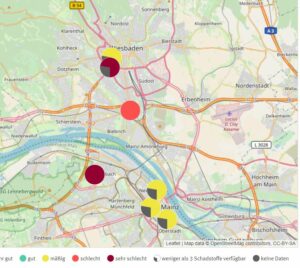 Dicke Luft in der Silvesternacht um 2.00 Uhr morgens vor allem in Wiesbaden und im Mainzer Norden - im Süden und der Innenstadt vertrieb ein frischer Wind viel der Schadstoffe. - Screenshot: gik