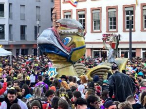 Ente gut, alles gut: Die Finanzierung des Mainzer Rosenmontagszuges ist gesichert. - Foto: gik