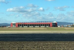 Die Felder rund um das Mainz 05-Stadion sind auch als Baugrund begehrt - aber vor allem ein Kaltluft-Entstehungsgebiet für die Innenstadt. - Foto: gik